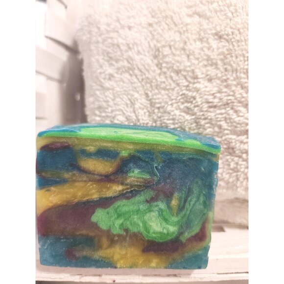 Handmade Lime Glycerin Soap Bar – Decorative Art Soap Gift, Natural Scented - Picture 4 of 10